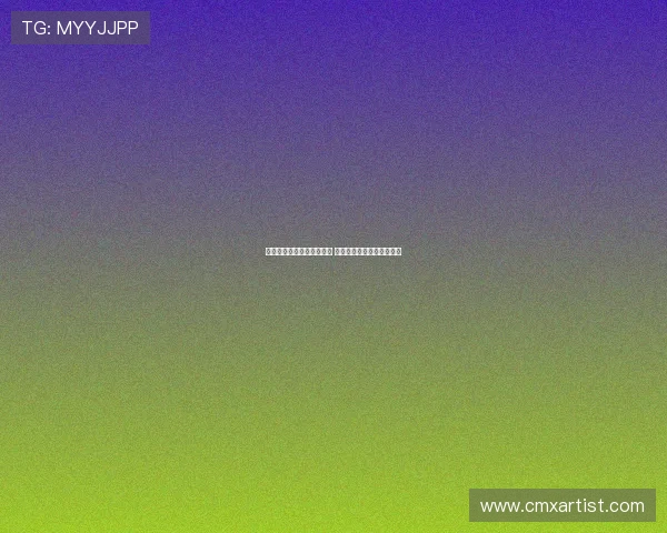 哈兰德万圣节扮小丑买尿布 女友化身猫女迎接惊喜回家